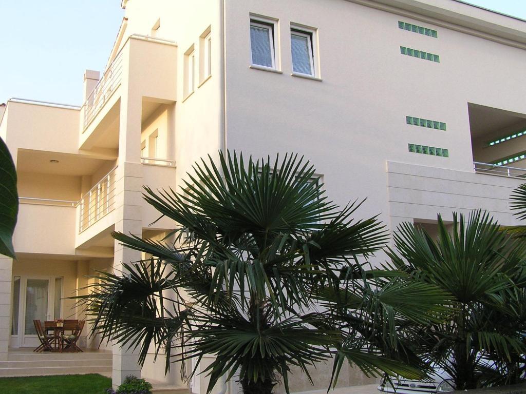 Apartment Oaza Regi