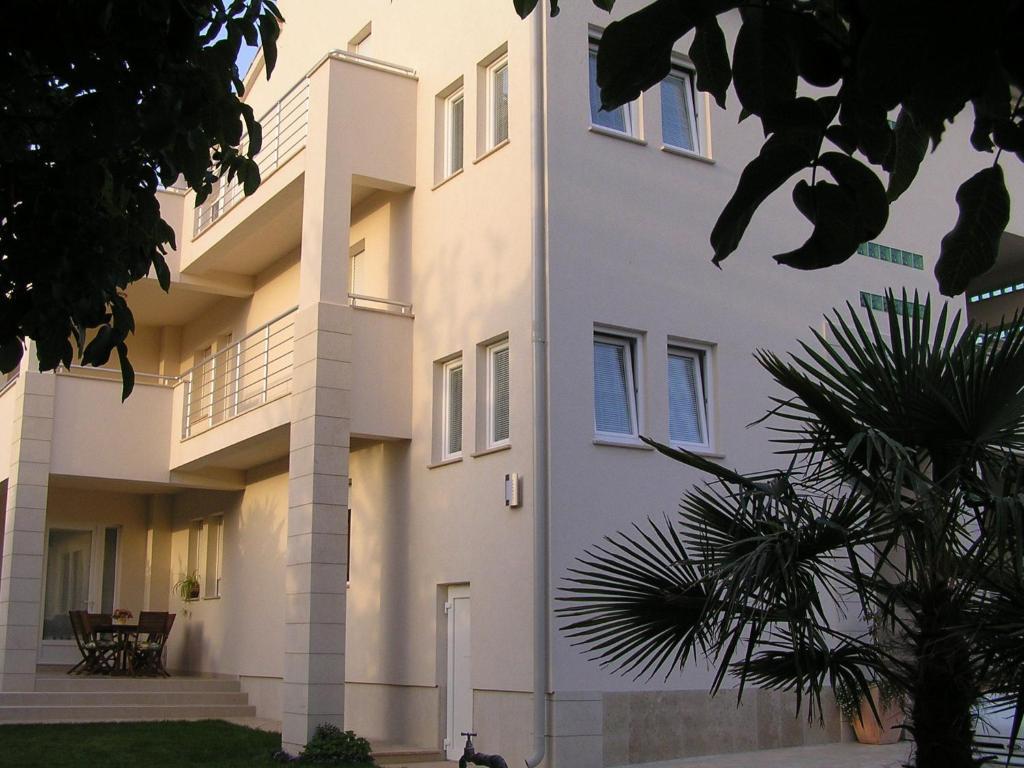 Oaza Regi Apartment